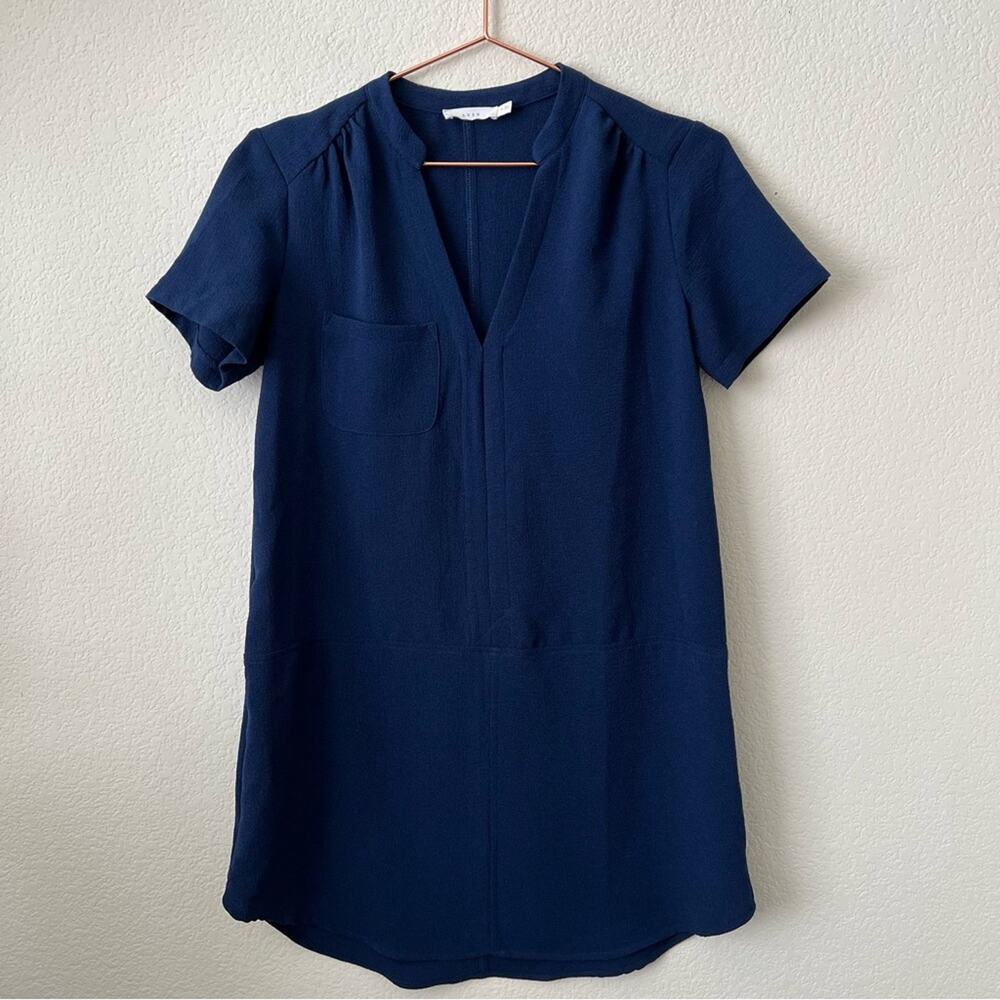 Lush navy blue V-neck short sleeve shirt dress